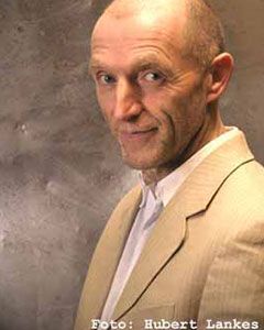 Joseph  Berlinger 